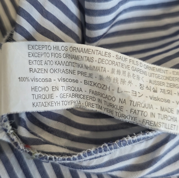 Zara Blue and White Striped Blouse with Floral Embroidery Size Medium - Picture 8 of 8